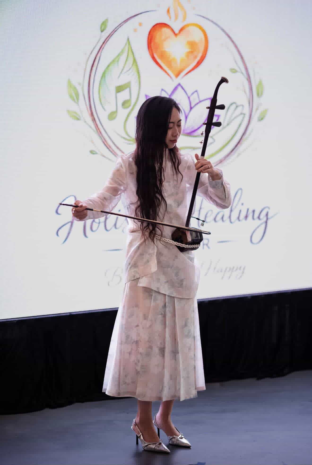 HHC musician performing the erhu